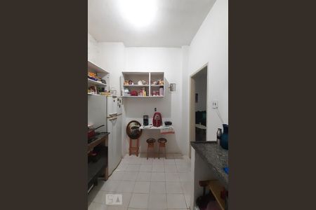 Apartamento à venda com 75m², 2 quartos e 1 vagaCozinha