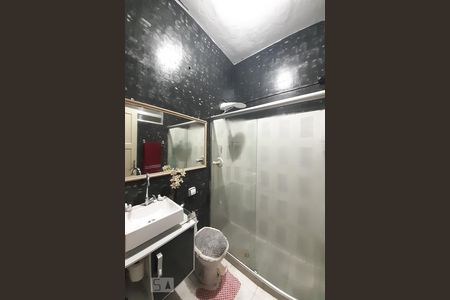 Apartamento à venda com 75m², 2 quartos e 1 vagaBanheiro Social