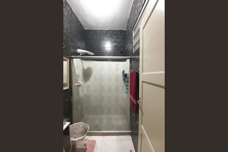 Apartamento à venda com 75m², 2 quartos e 1 vagaBanheiro Social