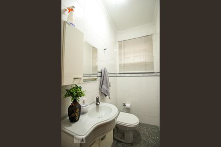 Lavabo de casa à venda com 3 quartos, 230m² em Vila Paulicéia, São Paulo