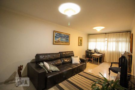Sala de casa à venda com 3 quartos, 230m² em Vila Paulicéia, São Paulo