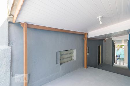 Casa para alugar com 33m², 1 quarto e 1 vaga Casa para alugar com 33m², 1 quarto e 1 vagaQuintal