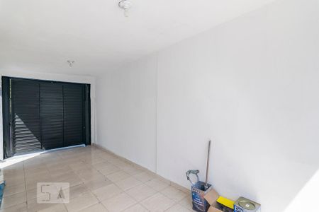Casa para alugar com 33m², 1 quarto e 1 vaga Casa para alugar com 33m², 1 quarto e 1 vagaGaragem