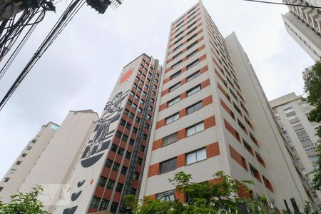 Apartamento para alugar com 42m², 1 quarto e 1 vagaFachada