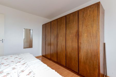 Quarto 1 de apartamento à venda com 2 quartos, 60m² em Vila Nivi, São Paulo