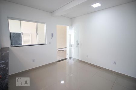 Sala de apartamento para alugar com 2 quartos, 65m² em Setor Habitacional Samambaia (taguatinga), Brasília