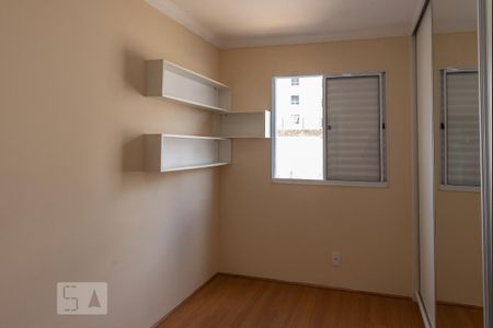 Quarto 2 de apartamento para alugar com 2 quartos, 44m² em Loteamento Parque das Águas, Campinas
