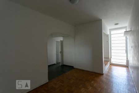 Apartamento para alugar com 72m², 2 quartos e sem vaga Apartamento para alugar com 72m², 2 quartos e sem vagaSala
