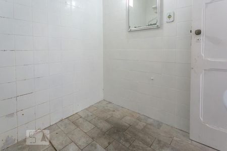 Apartamento para alugar com 72m², 2 quartos e sem vaga Apartamento para alugar com 72m², 2 quartos e sem vagaBanheiro
