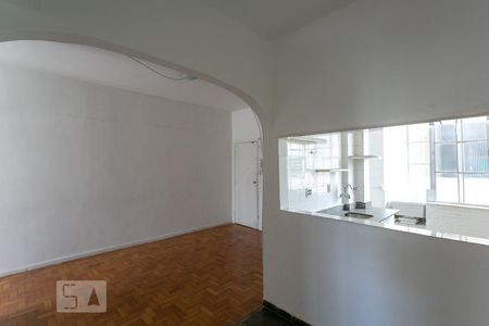 Apartamento para alugar com 72m², 2 quartos e sem vaga Apartamento para alugar com 72m², 2 quartos e sem vagaCopa