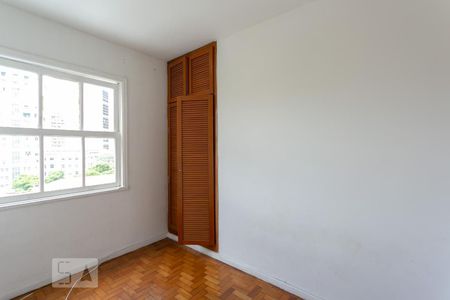 Apartamento para alugar com 72m², 2 quartos e sem vaga Apartamento para alugar com 72m², 2 quartos e sem vagaQuarto 1