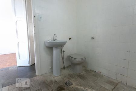 Apartamento para alugar com 72m², 2 quartos e sem vaga Apartamento para alugar com 72m², 2 quartos e sem vagaBanheiro