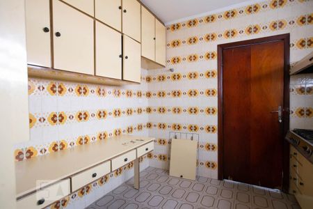 Casa à venda com 498m², 4 quartos e 3 vagasCozinha