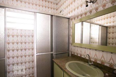 Casa à venda com 498m², 4 quartos e 3 vagasBanheiro Suíte