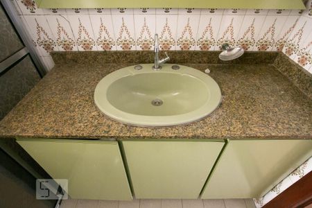 Casa à venda com 498m², 4 quartos e 3 vagasDetalhe