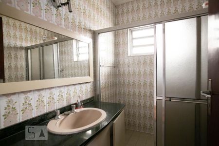 Casa à venda com 498m², 4 quartos e 3 vagasBanheiro 2