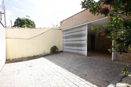 Casa à venda com 498m², 4 quartos e 3 vagasQuintal