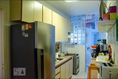 Apartamento à venda com 85m², 2 quartos e 1 vaga Apartamento à venda com 85m², 2 quartos e 1 vagaCozinha