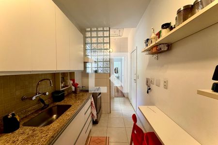 Cozinha de apartamento à venda com 2 quartos, 85m² em Botafogo, Rio de Janeiro