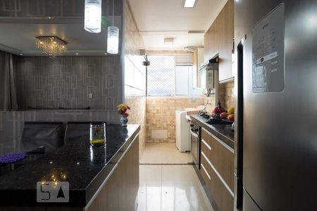 Cozinha de apartamento à venda com 2 quartos, 46m² em Vila Antonieta, São Paulo