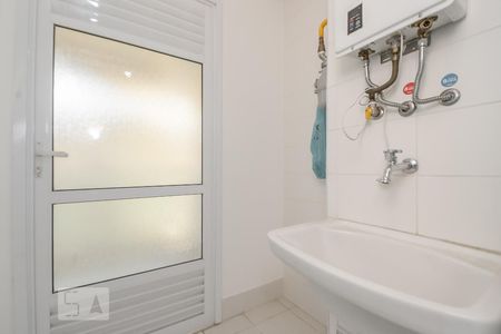 Apartamento para alugar com 65m², 2 quartos e 1 vagaÁrea de Serviço