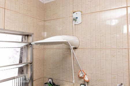 Casa à venda com 116m², 3 quartos e 1 vaga Casa à venda com 116m², 3 quartos e 1 vagaBanheiro