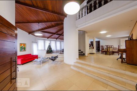 Sala de casa à venda com 4 quartos, 360m² em Santa Lúcia, Belo Horizonte