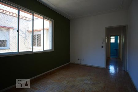 Apartamento à venda com 73m², 2 quartos e sem vagaSala