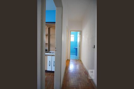 Apartamento à venda com 73m², 2 quartos e sem vagaCorredor