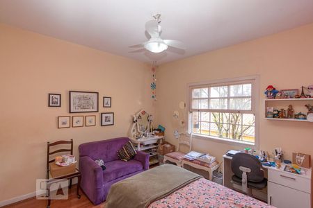 Casa para alugar com 320m², 4 quartos e 4 vagasSuite 2