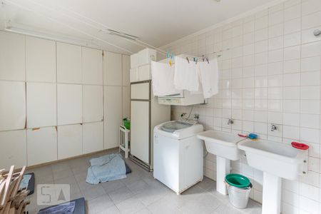 Casa para alugar com 320m², 4 quartos e 4 vagasÁrea de Serviço