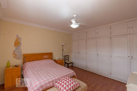 Casa para alugar com 320m², 4 quartos e 4 vagasSuíte 1