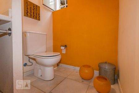 Casa para alugar com 320m², 4 quartos e 4 vagasLavabo 