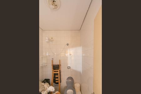 Casa para alugar com 320m², 4 quartos e 4 vagasBanheiro de Serviço