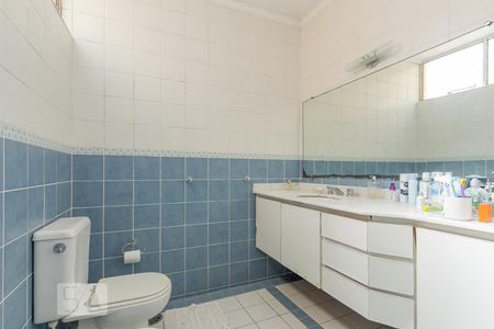 Casa para alugar com 320m², 4 quartos e 4 vagasBanheiro da Suíte 3