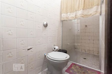 Casa à venda com 70m², 3 quartos e 2 vagasBanheiro social 1