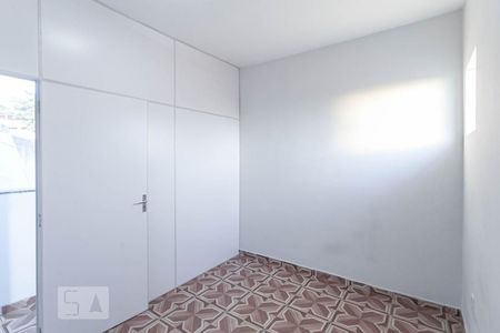 Casa à venda com 70m², 3 quartos e 2 vagasQuarto 3