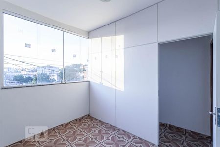 Casa à venda com 70m², 3 quartos e 2 vagasQuarto 2