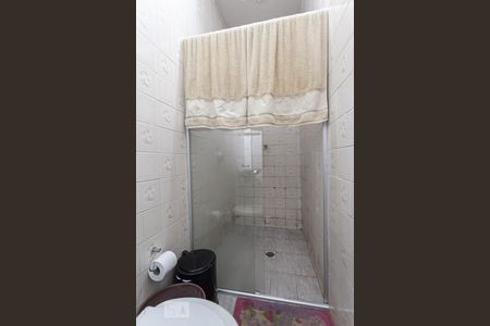 Casa à venda com 70m², 3 quartos e 2 vagasBanheiro social 1