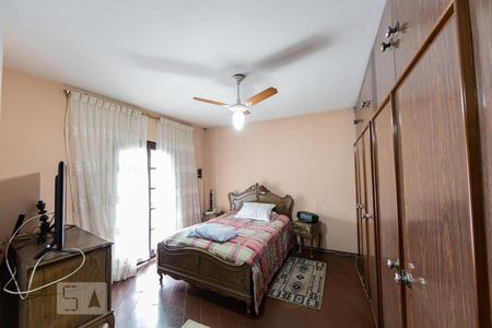 Casa para alugar com 300m², 3 quartos e 6 vagasSuite