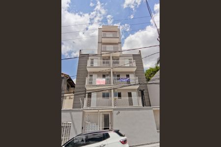 Studio para alugar com 32m², 1 quarto e sem vaga Studio para alugar com 32m², 1 quarto e sem vagaFachada