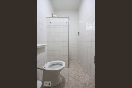 Casa para alugar com 80m², 2 quartos e 1 vaga Casa para alugar com 80m², 2 quartos e 1 vagaBanheiro