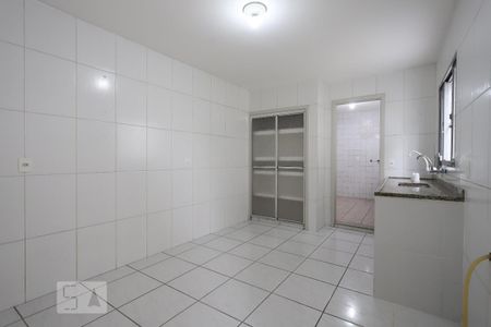 Casa para alugar com 80m², 2 quartos e 1 vaga Casa para alugar com 80m², 2 quartos e 1 vagaCozinha