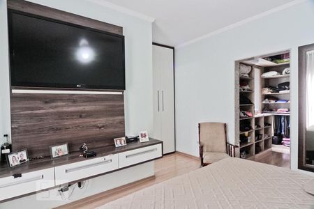 Casa à venda com 142m², 4 quartos e 2 vagasSuíte 1