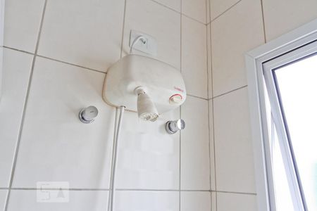 Casa à venda com 142m², 4 quartos e 2 vagasBanheiro