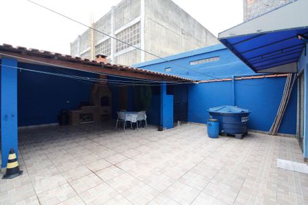 Quintal de casa à venda com 3 quartos, 137m² em Jardim Munhoz, Guarulhos