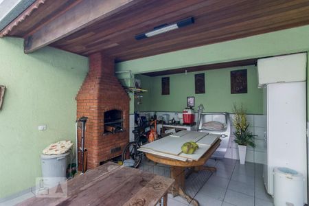 Casa à venda com 273m², 5 quartos e 4 vagasQuintal com Churrasqueira