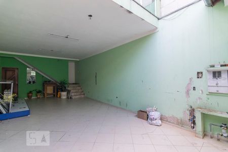 Casa à venda com 273m², 5 quartos e 4 vagasGaragem