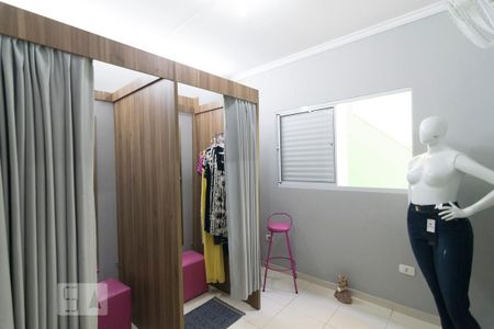 Casa à venda com 273m², 5 quartos e 4 vagasQuarto 2 Edícula