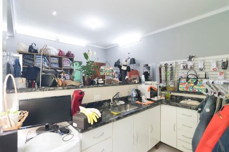 Casa à venda com 273m², 5 quartos e 4 vagasCozinha Edícula